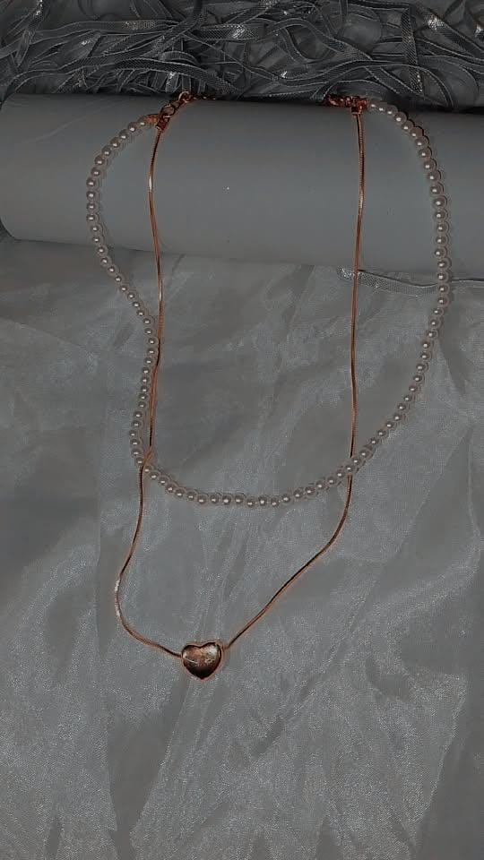 heart minimal metal pendant