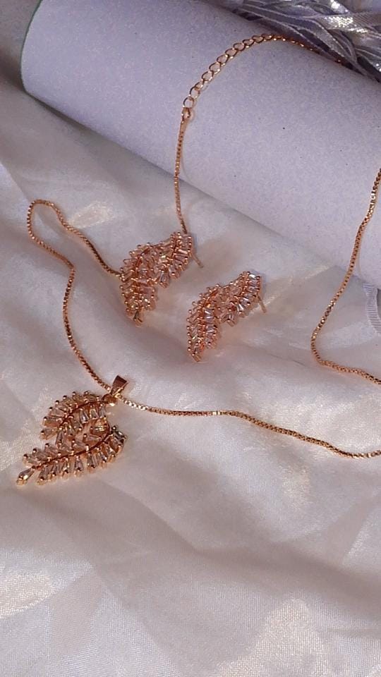 Leaf-Motif Pendant & Earring Set