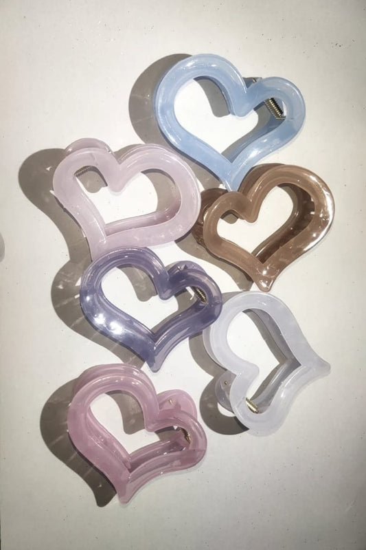 Heart shaped claw clip